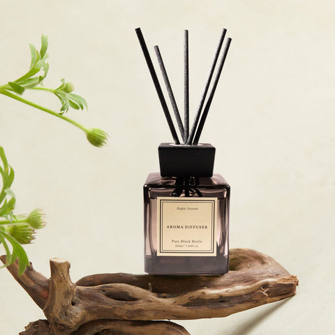 XEPTLE diffuser cap and bottle on display with an elegant black accent