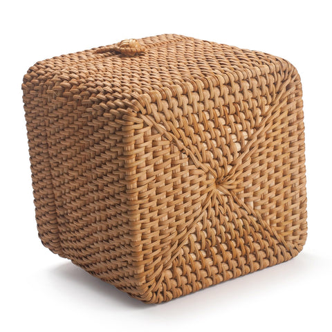 XIMISISE hinged-top lid tissue-access offers easy, contact-free replacement.
