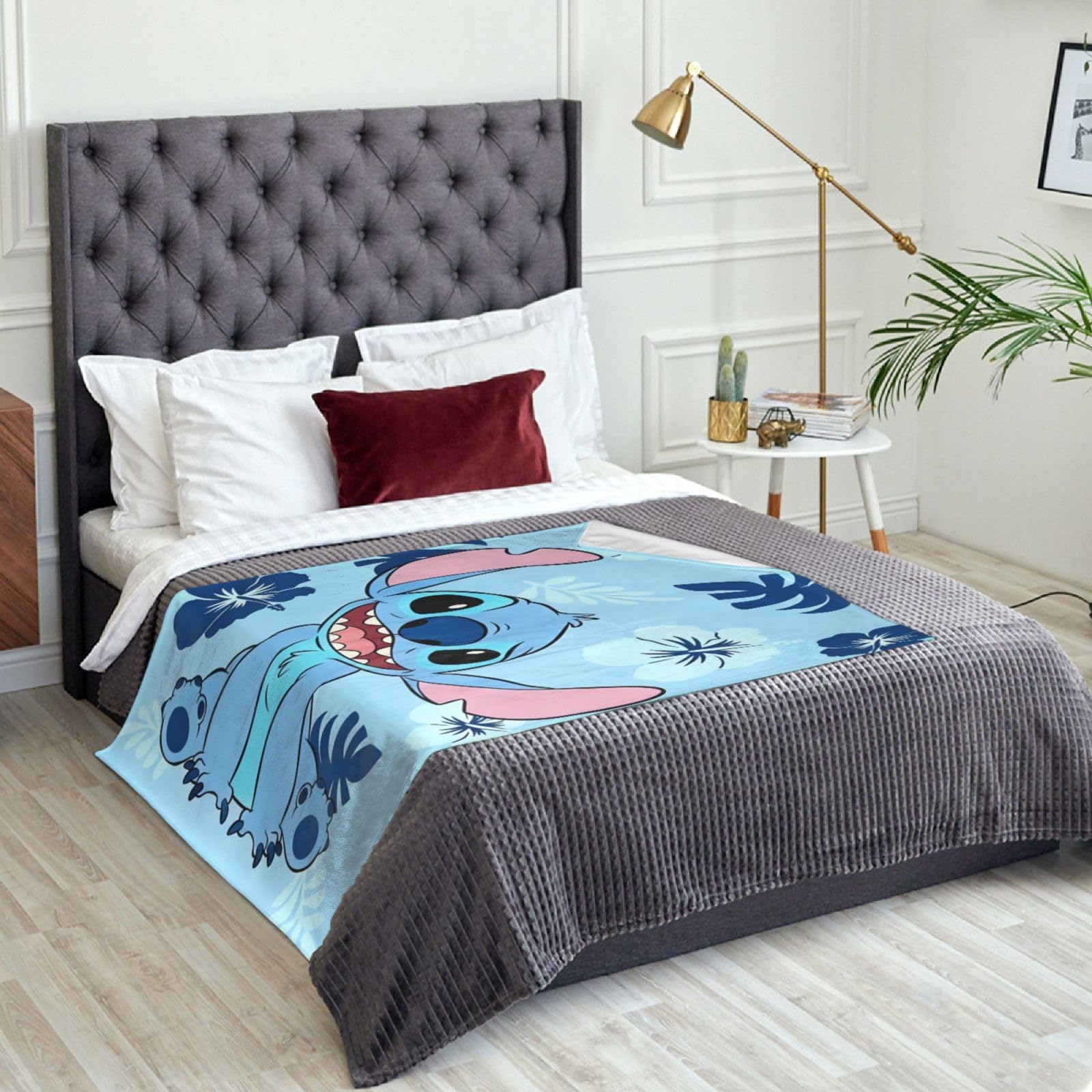 Xjmjhy lightweight cozy blanket suitable for all-season use