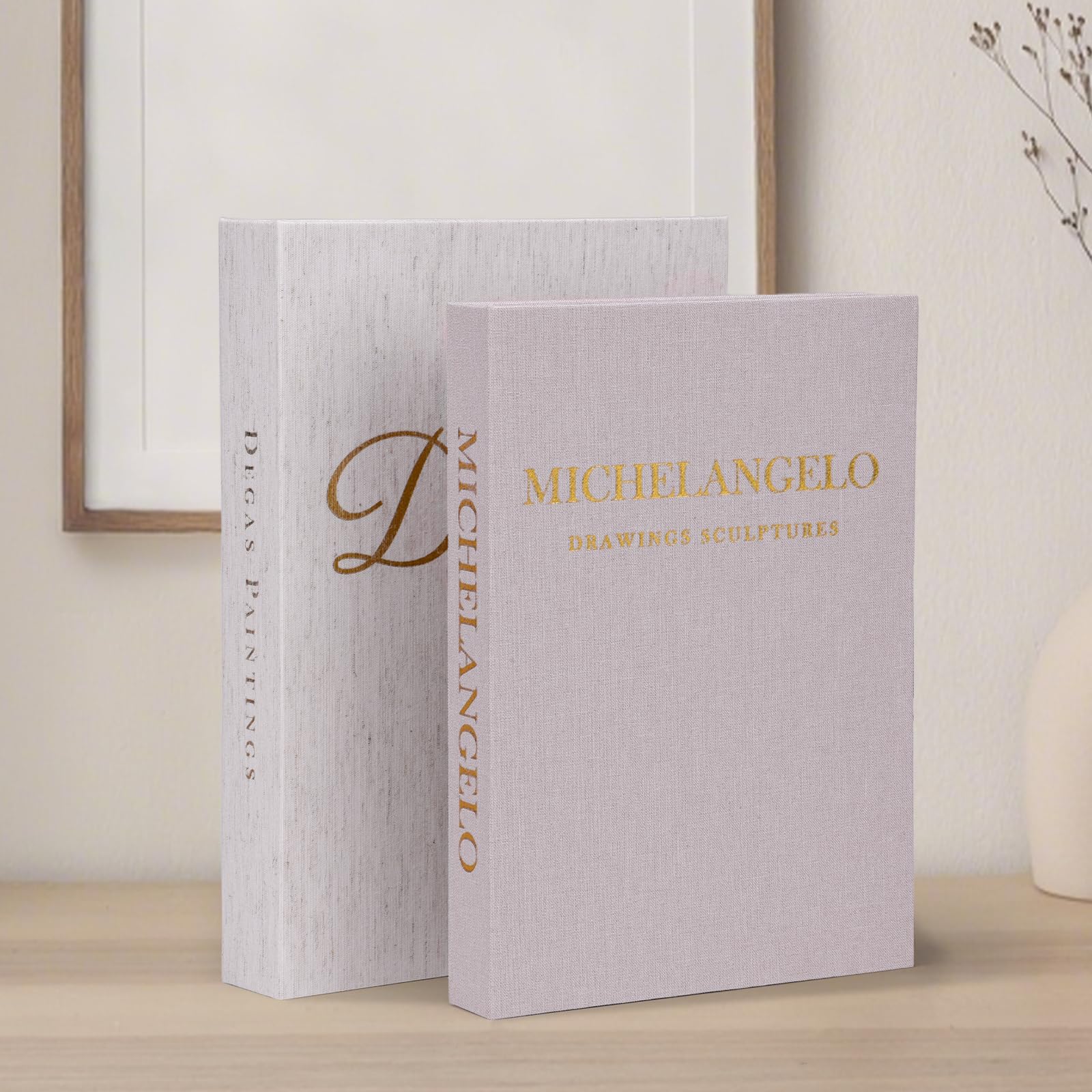 XKDOUS coordinating set blends with metallic decor