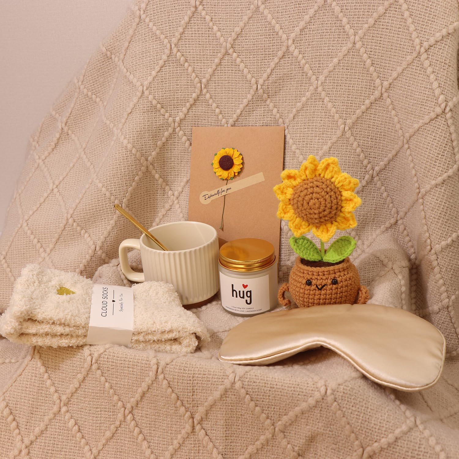 XKOYY hand-woven sunflower decor adds cheerful style to any space.