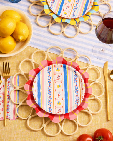 xo, Fetti Italian Summer Plates tomato 9-inch dinner plate adds playful color
