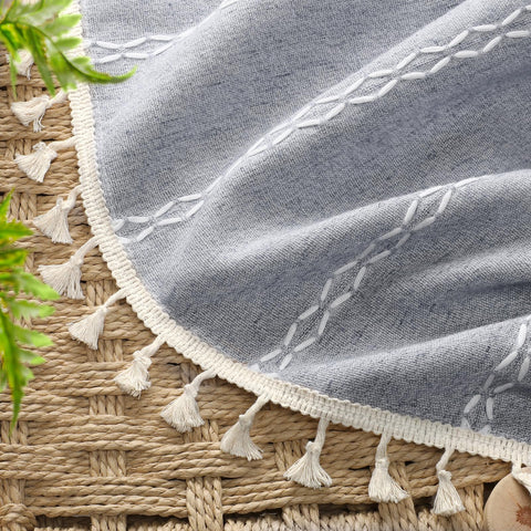 XOGUIBO double-layer lining reduces sunlight and outside noise for privacy