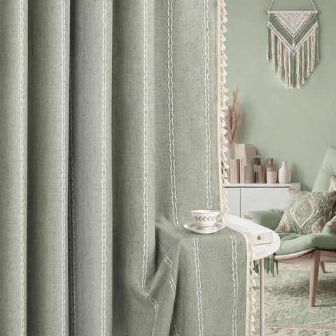 XOGUIBO Sage Green ring clips option highlights easy installation