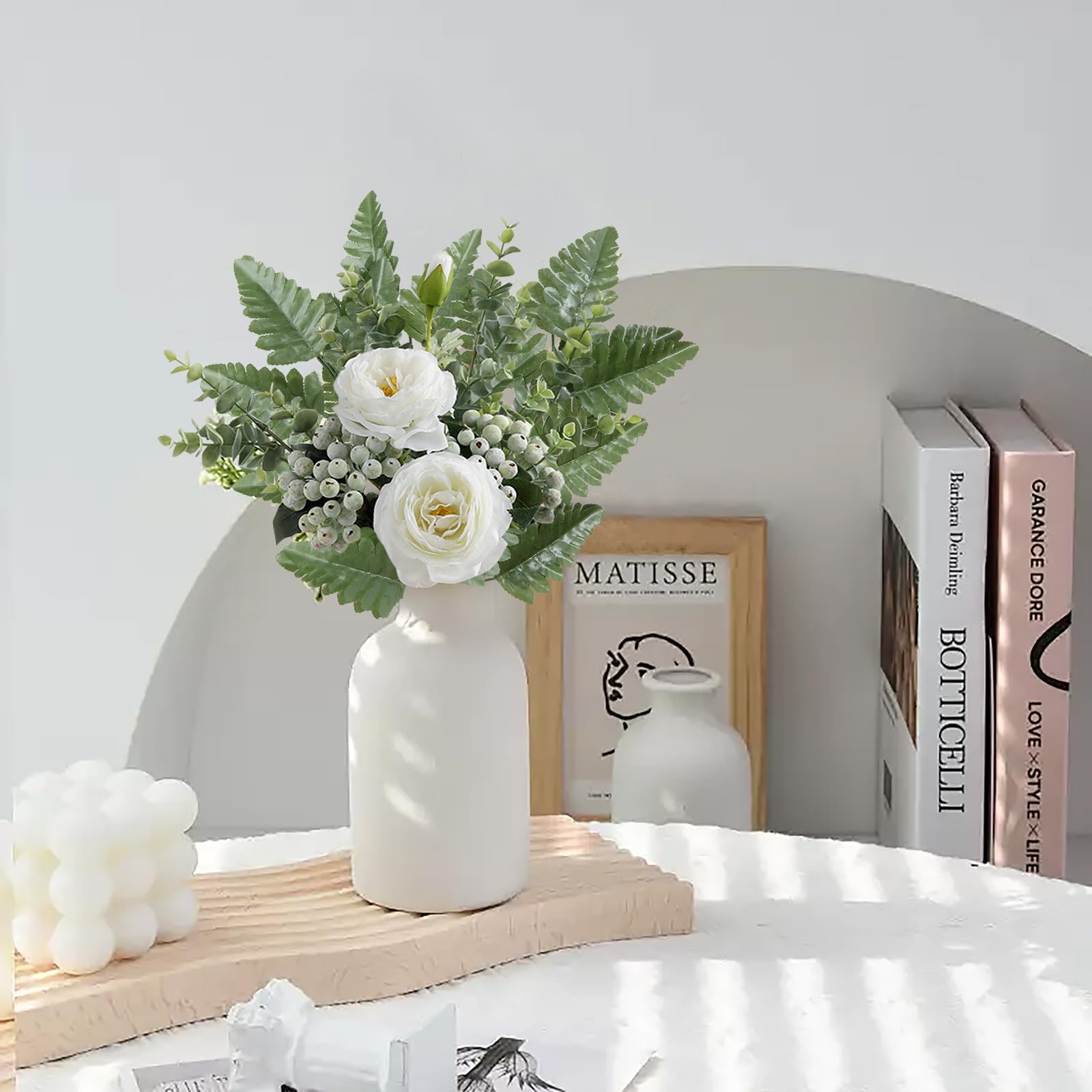 XONOR artificial silk fern leaves create lush wedding and home décor options.