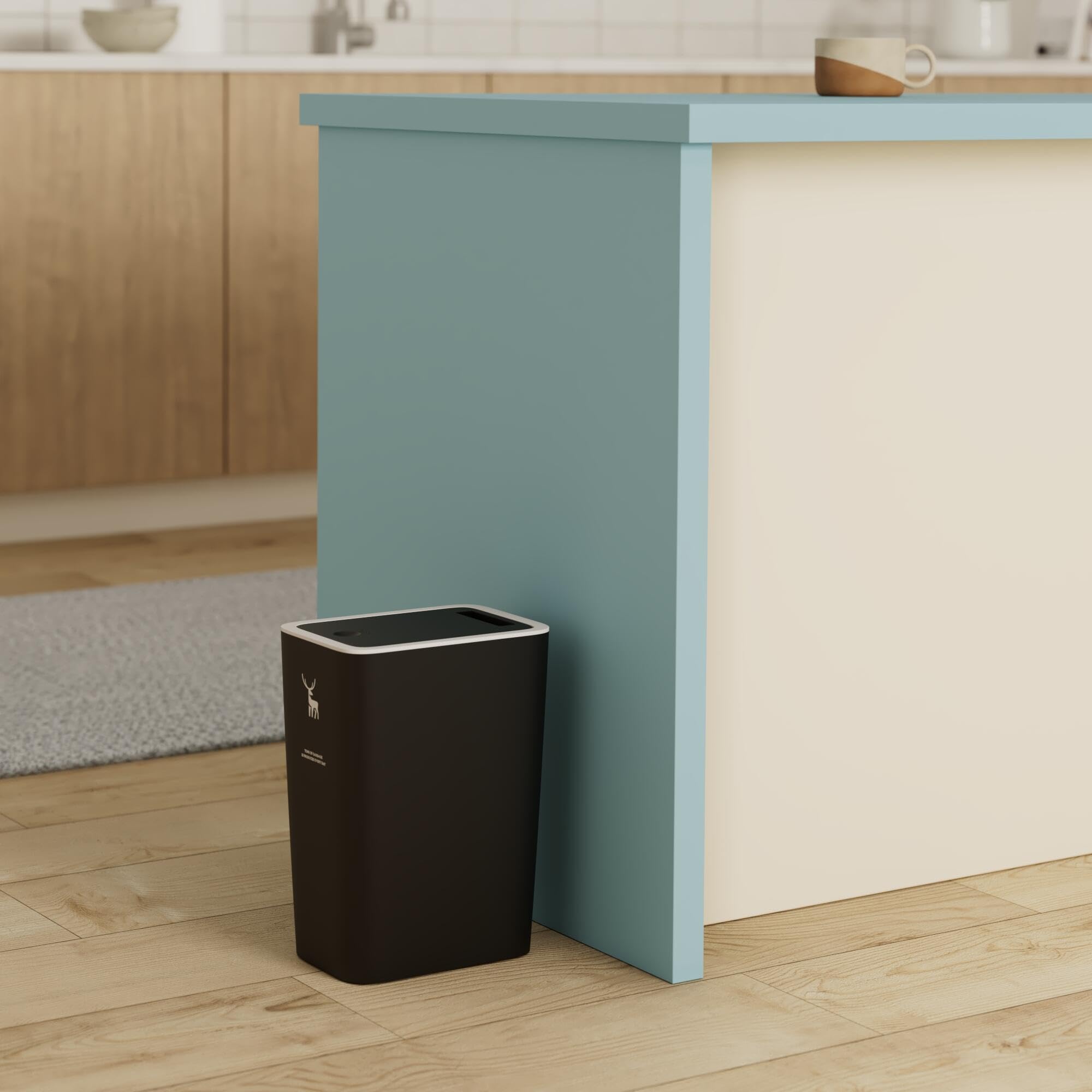 XPIY trash can design emphasizing odor containment