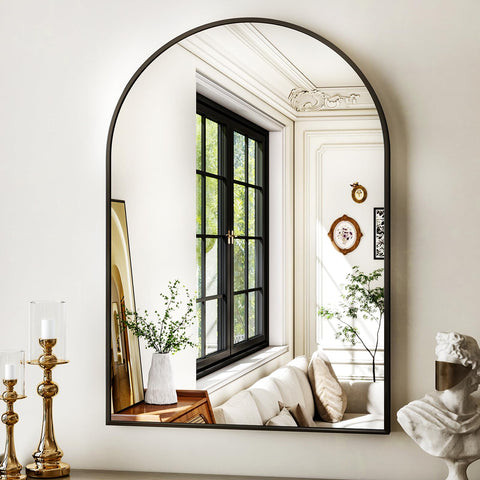 XRAMFY arch bathroom mirror closeup shows crisp edges and a rust-free frame.