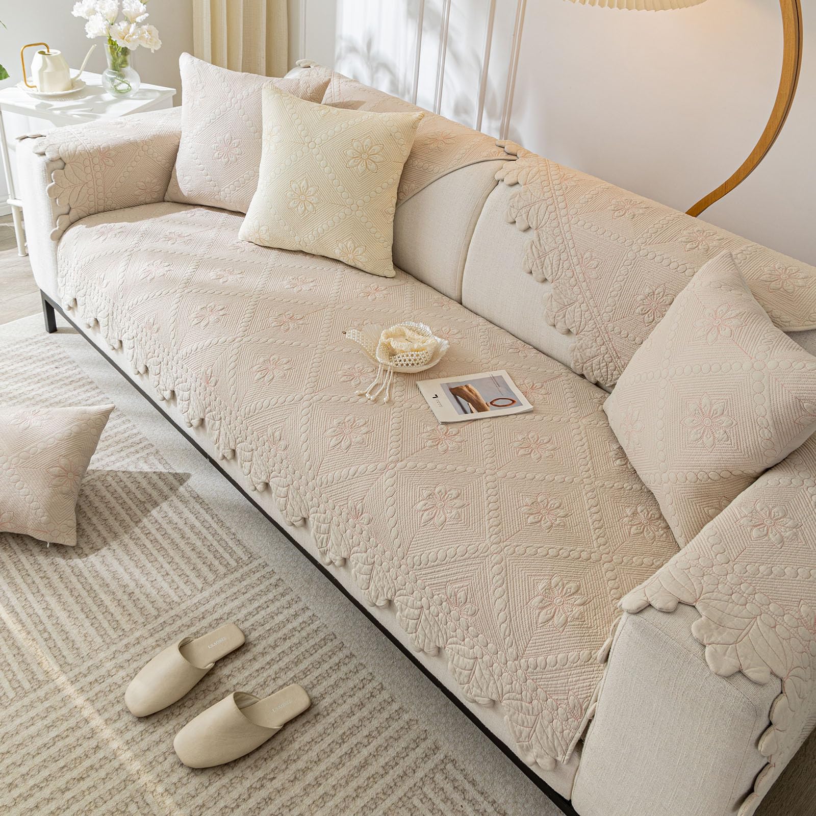 XSlive size guide image highlights 28x28, 36x36, 28x59 options for sofa fit