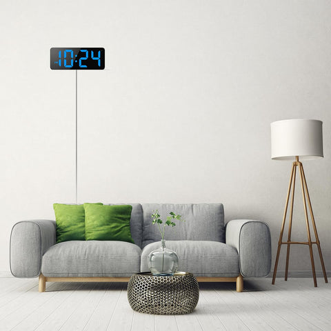 XUANZIT blue clock with extended USB cable enables flexible placement