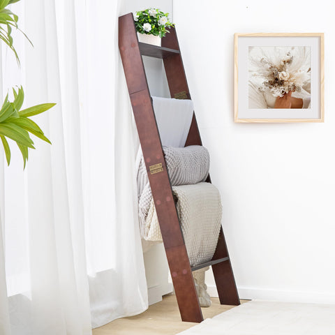 XUNIQUE 5-tier blanket ladder in brown wood shows 58-inch height for quilt storage