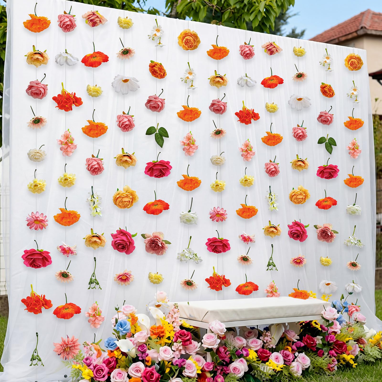 XunYee wildflower vine creates a photo-worthy backdrop for events.