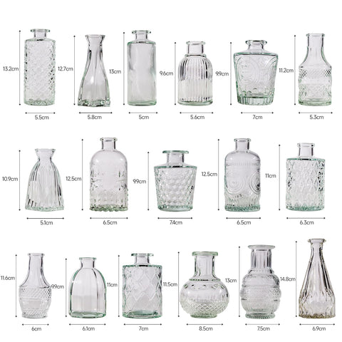 Yabool small clear bud vase for centerpieces adds delicate charm to tables.