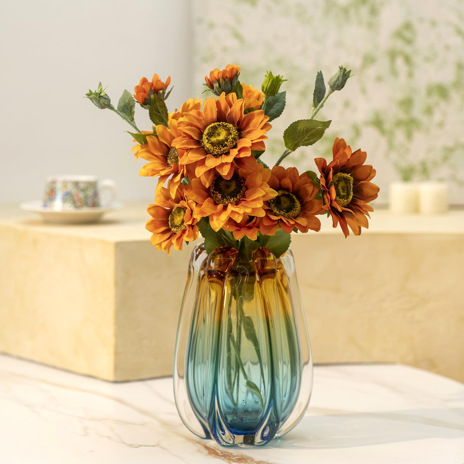 YACSNBF gift-ready glass vase, perfect present for birthdays and anniversaries.