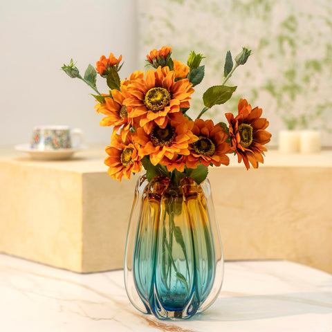 YACSNBF gift-ready glass vase, perfect present for birthdays and anniversaries.