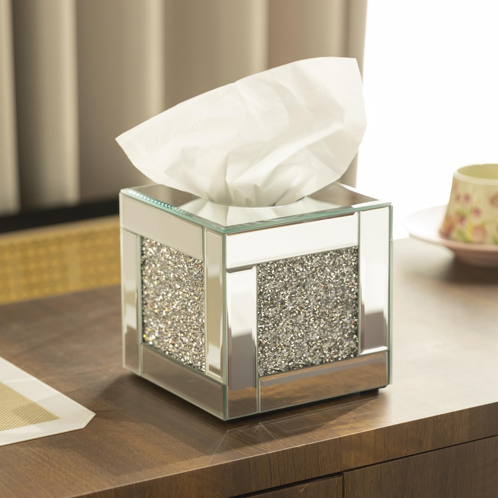 YACSNBF square glass tissue holder fits standard tissues for quick access.