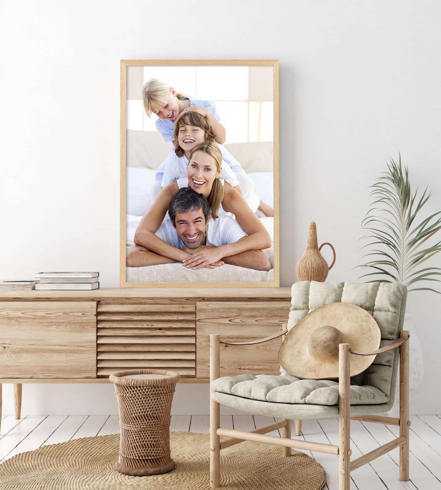 Yaetm two-pack wood frames arrive safely with protective packaging.