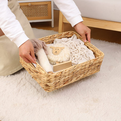 YAHUAN eco-friendly basket offers natural texture for home organization.