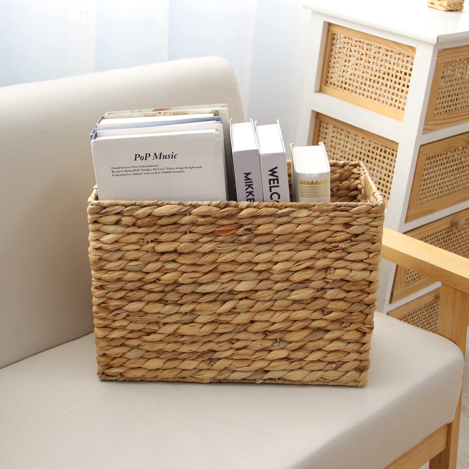 YAHUAN natural hyacinth basket with woven pattern adds rustic charm