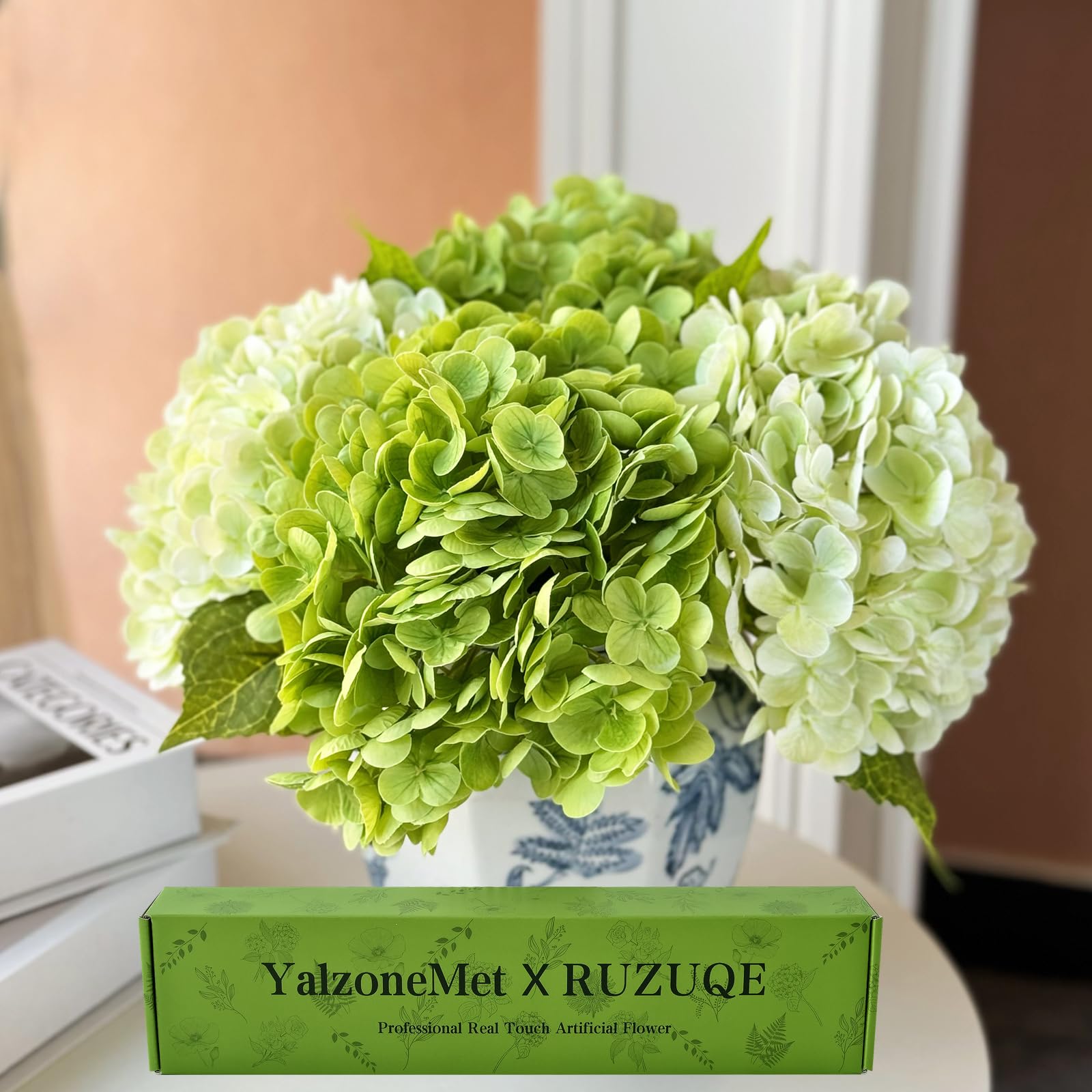 YalzoneMet lifelike hydrangea bouquet for elegant room display.