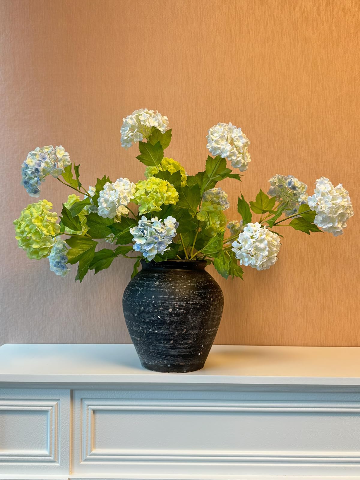 YalzoneMet pollen-free option for allergy-conscious gift ideas.