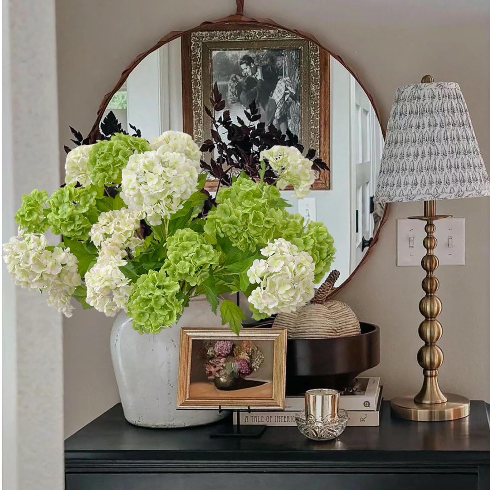 YalzoneMet wedding decor Snowball Hydrangea for timeless ceremony accents.