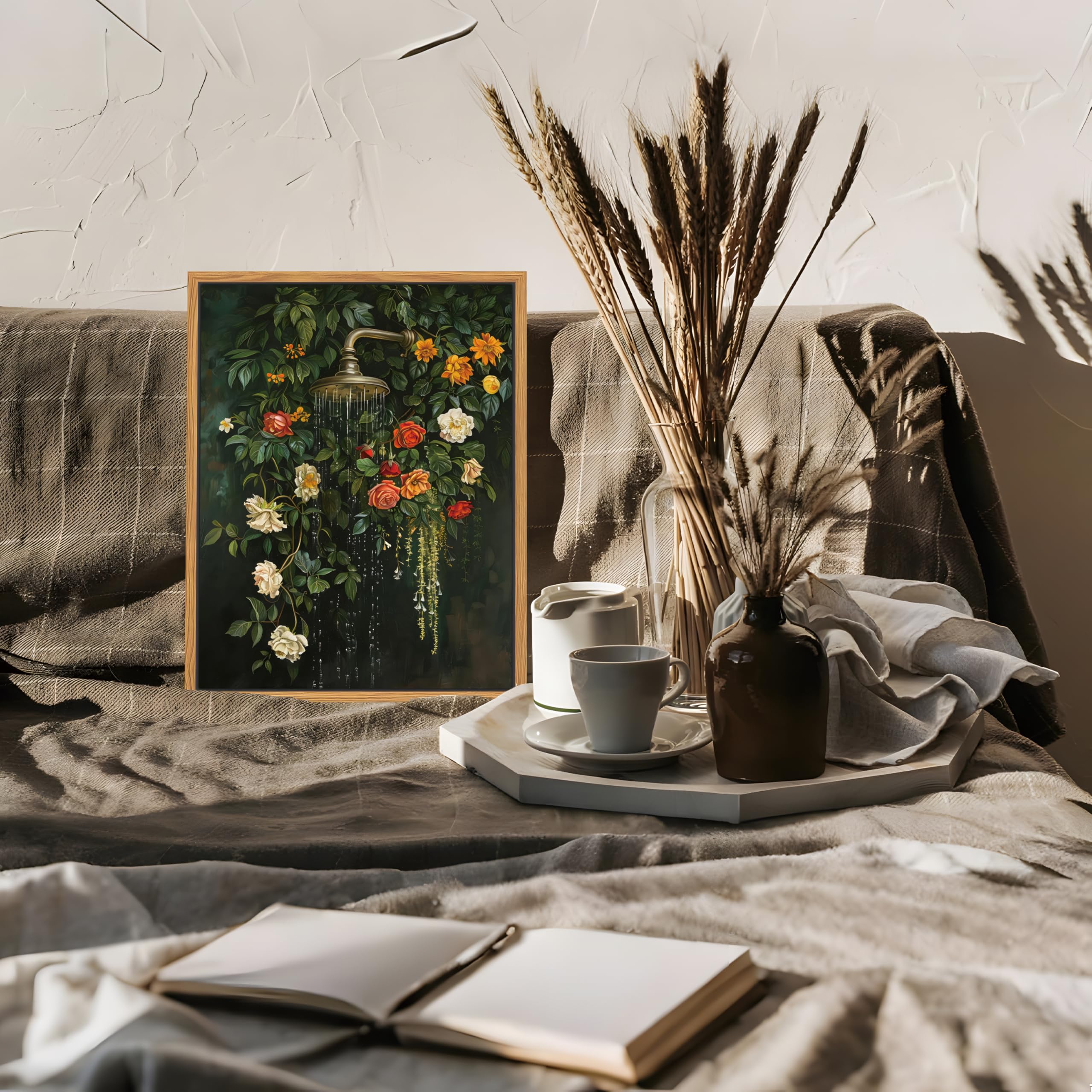 Yaneiro ideal gift for housewarmings and birthdays with its timeless botanical charm.