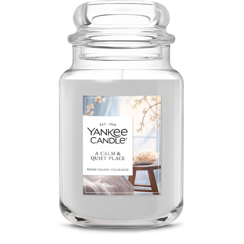 Yankee Candle A Calm Quiet Place jar closeup showing wax blend for clean burn