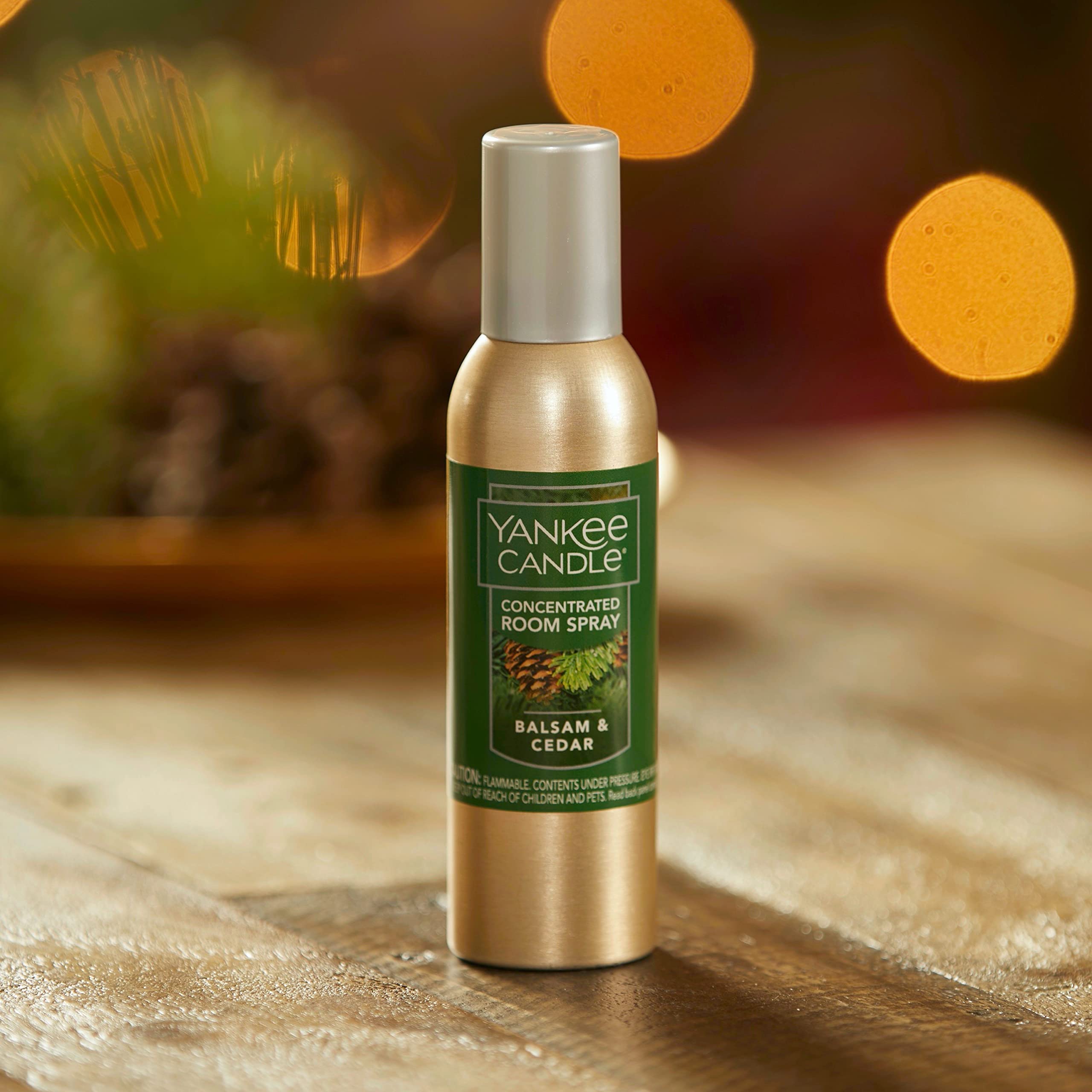 Yankee Candle Concentrated Room Spray fine mist nozzle for even dispersion.