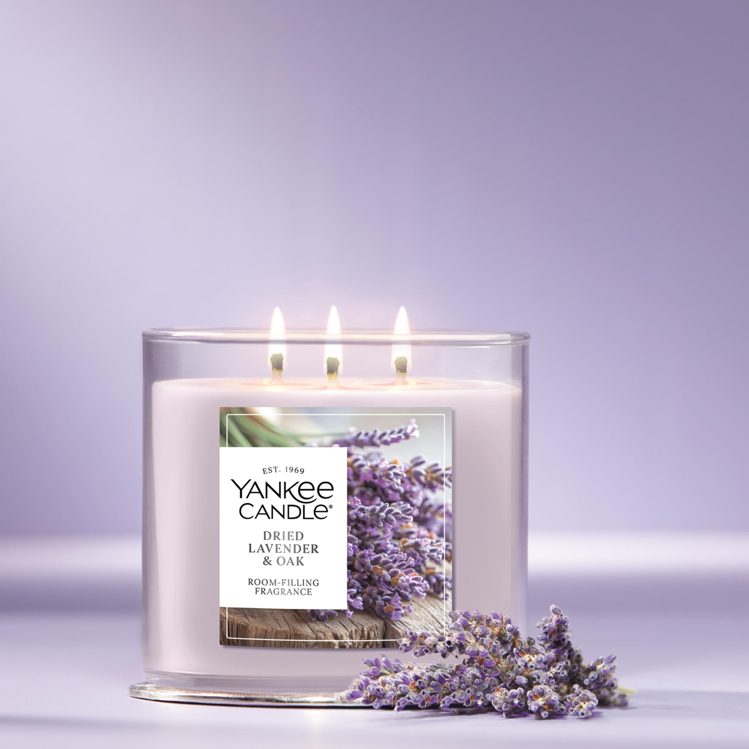 Yankee Candle Dried Lavender & Oak lit candle displaying brightness and ambiance