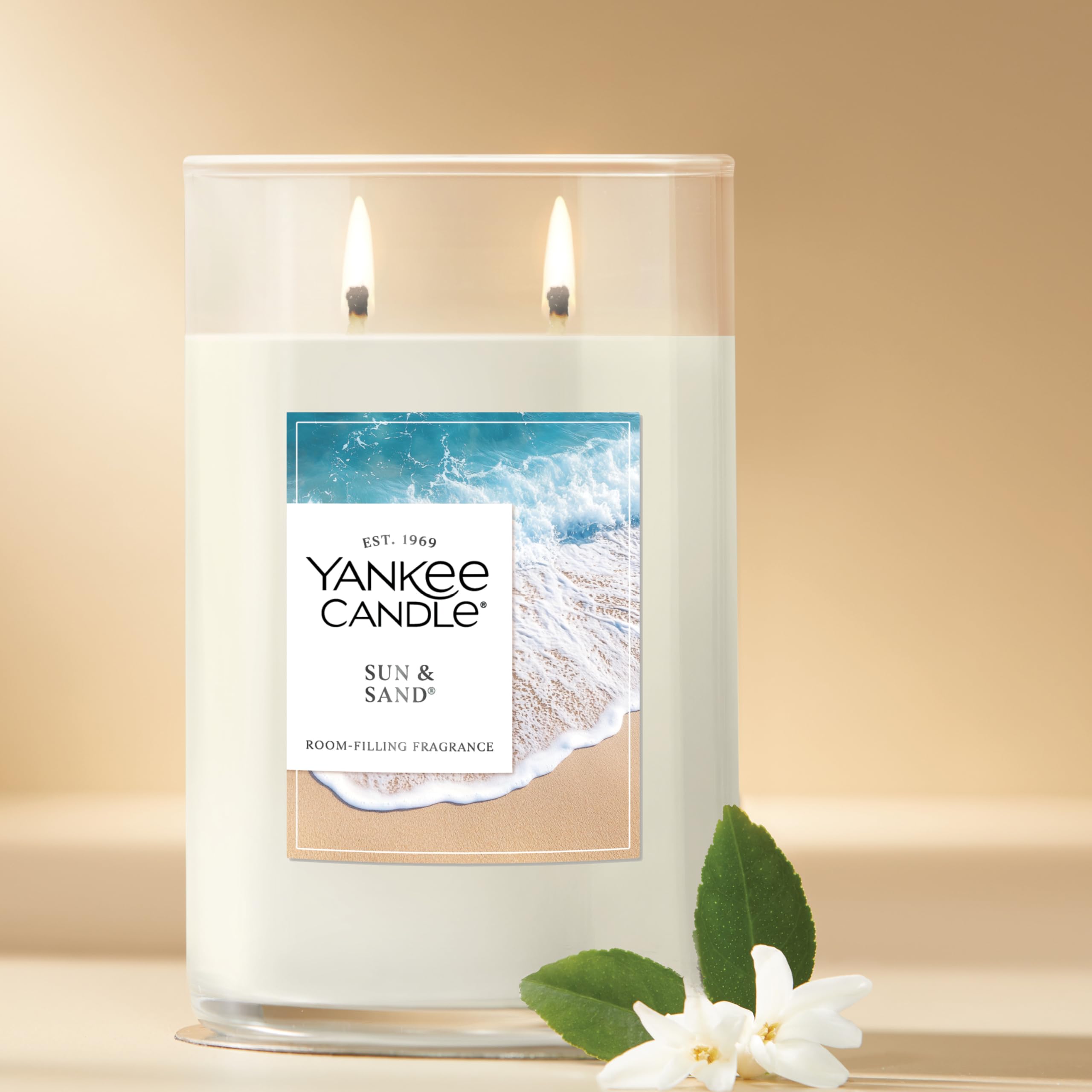 Yankee Candle Large Tumbler premium plant wax blend visual teaser for slow, steady scent release