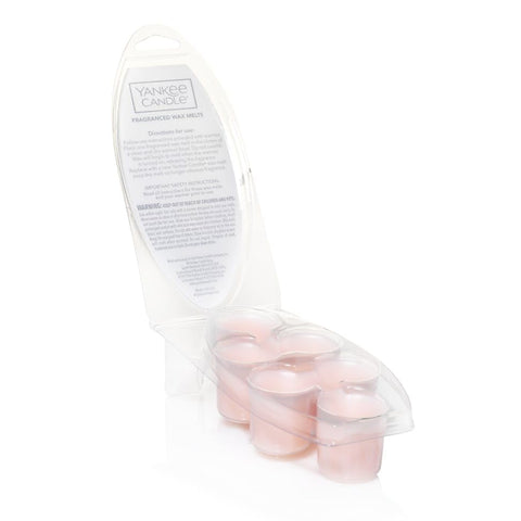 Yankee Candle Pink Sands wax melts close-up emphasizes tropical, fruity aroma with musk base.