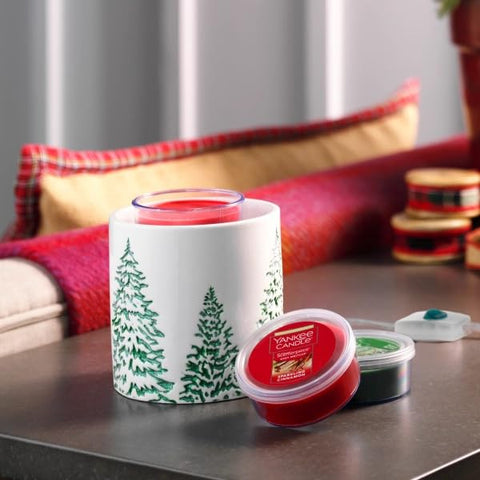 Yankee Candle Scenterpiece MeltCup activation shows fast scent release.