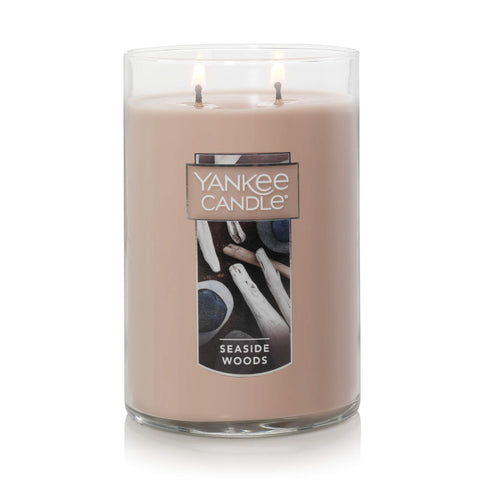 Yankee Candle Seaside Woods citrus and floral glow enhances relaxation.