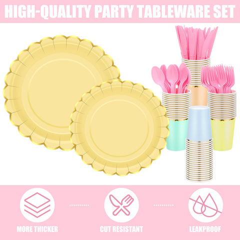 Yaomiao gold foil napkins add festive touch to celebrations.