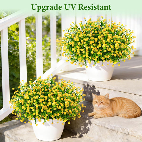 Yastouay color palette of outdoor flowers adds versatile style.