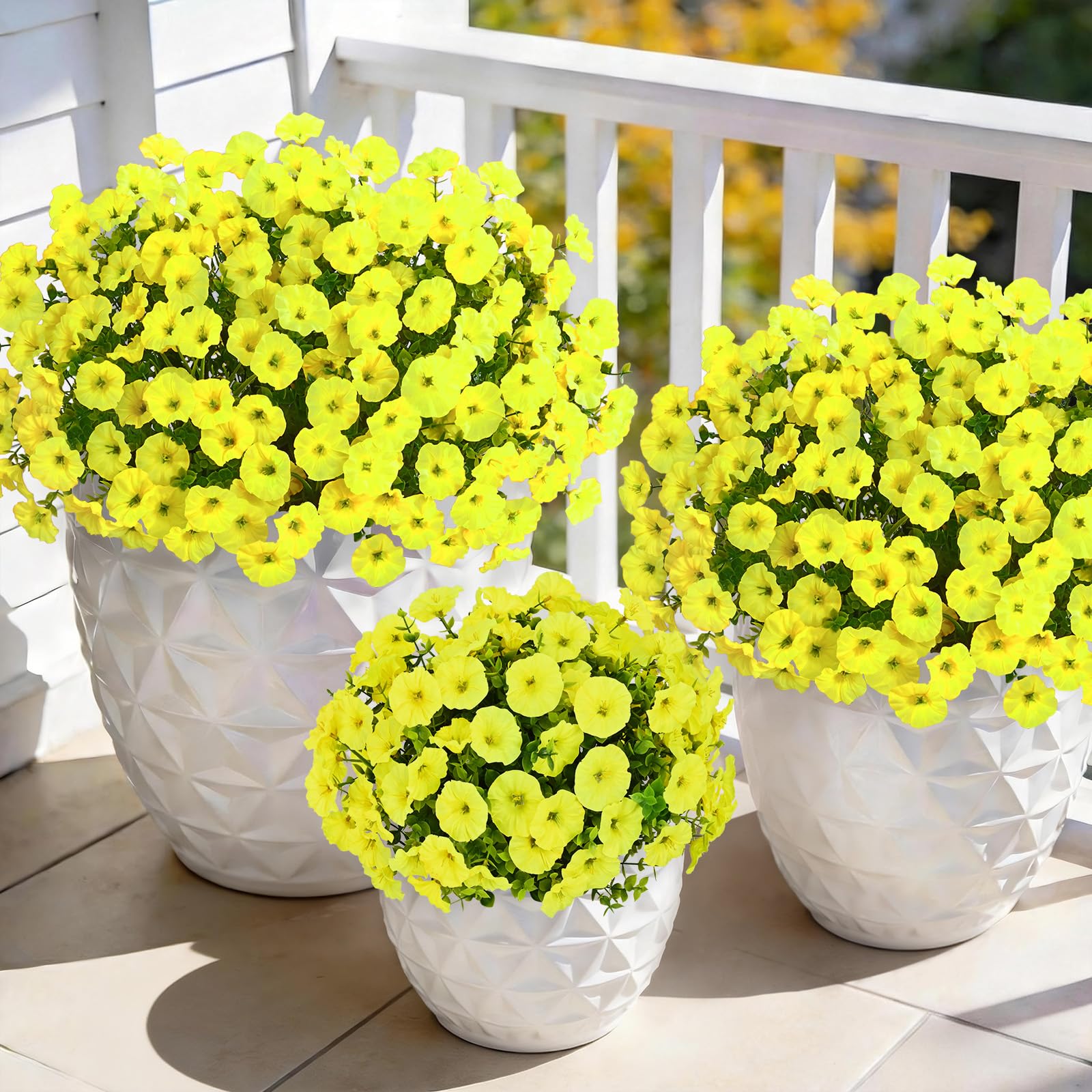 Yastouay flexible stems allow shaping morning glory arrangements