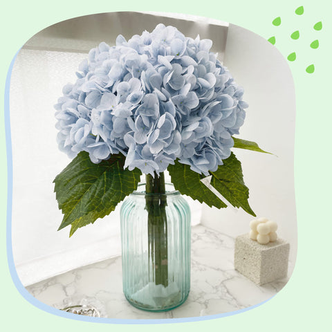 Yatim green leaves and stems add natural structure to bouquets