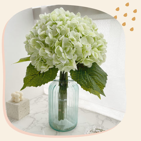 Yatim wedding centerpiece hydrangea for romantic table decor