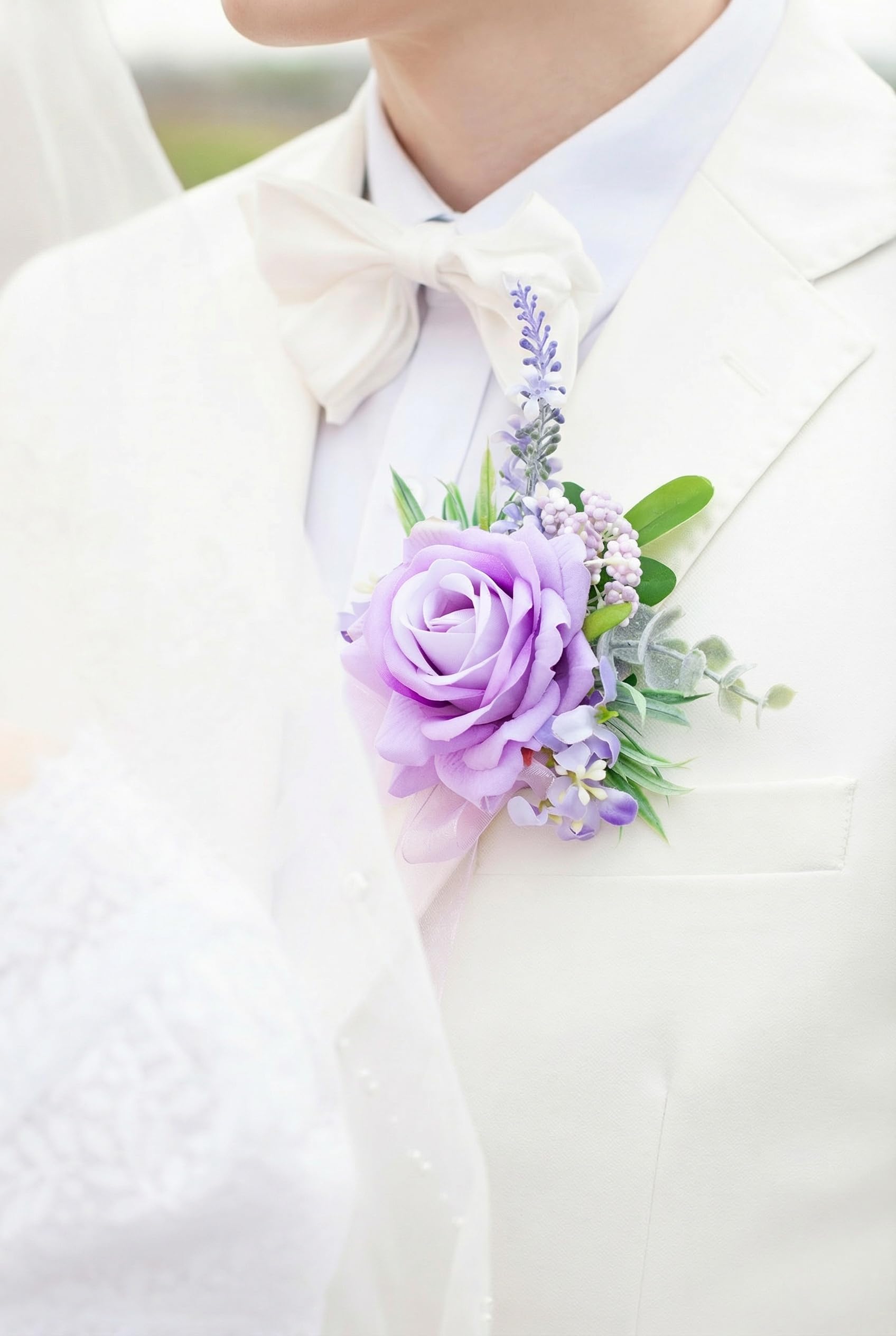 Yelinart nine-color theme options to match any event style