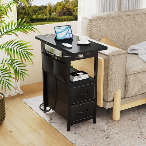 Yenlure USB ports and outlets support multiple devices safely.