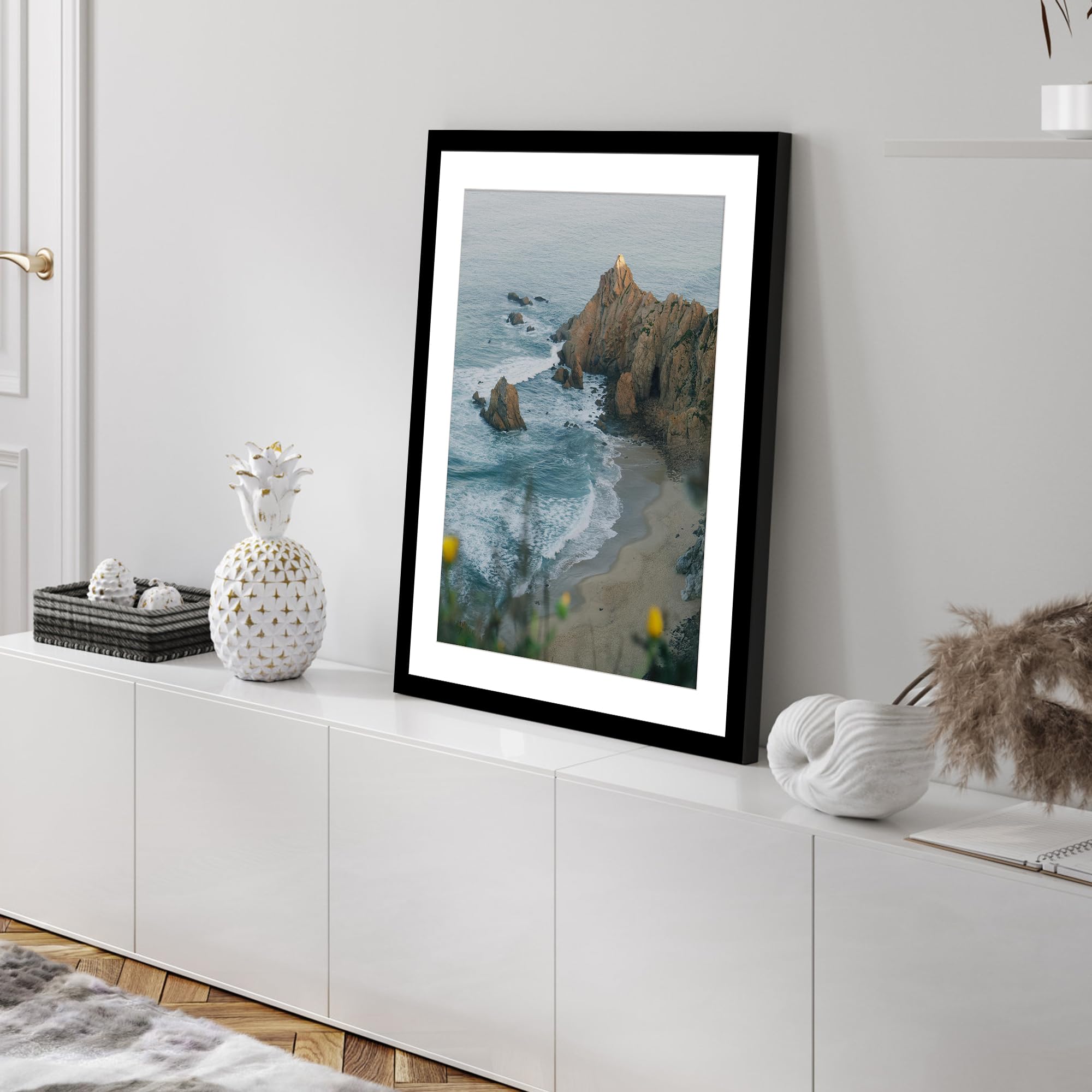 YESKAY 24x36 frame back-loading action enables quick picture loading