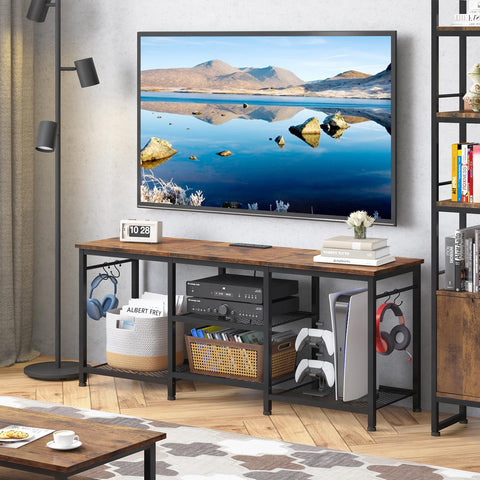 YGEOMER cable management side hooks reduce visible wires.
