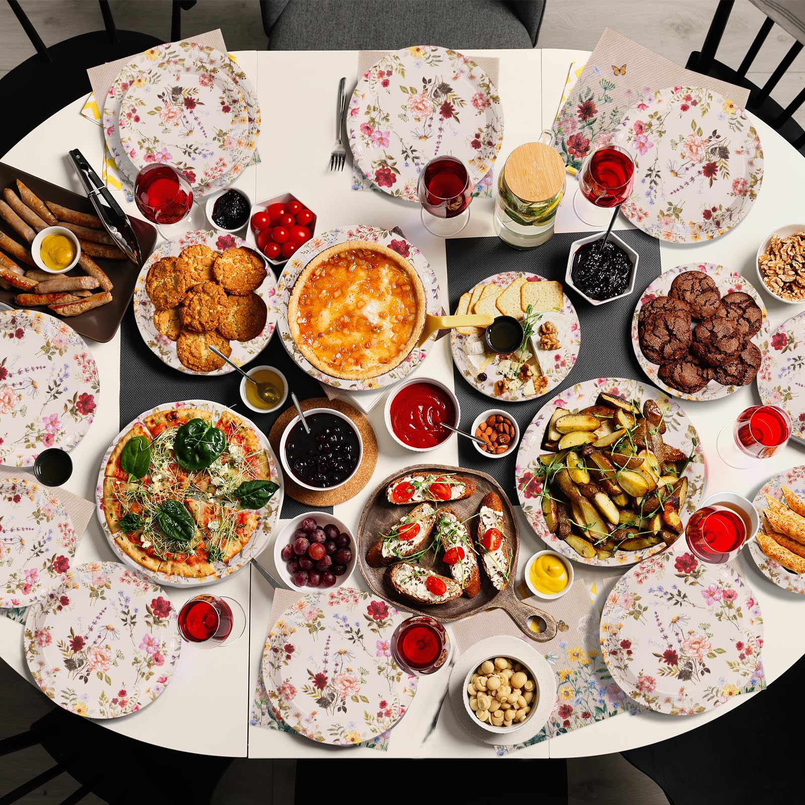 YIDAKO durable food-grade paper for sturdy plates and soft napkins.