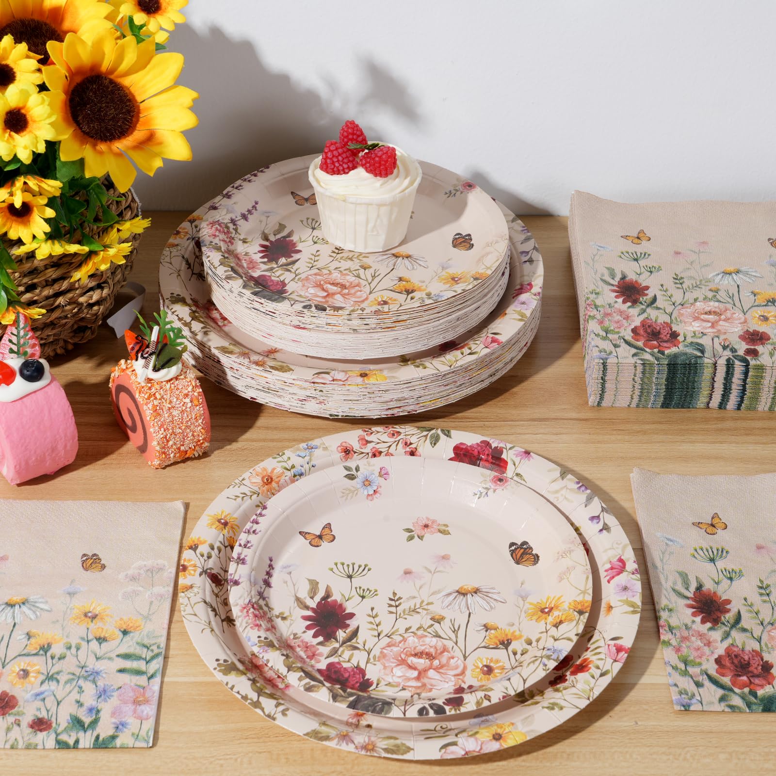 YIDAKO floral-patterned plates set for stylish outdoor or indoor events.
