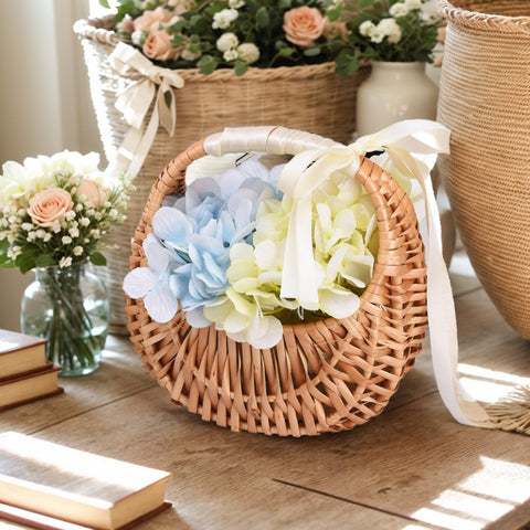 Yiheini small rattan petal basket ideal for wedding ceremony decor