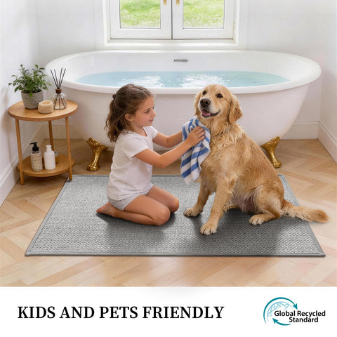 YIHOUSE gray bathroom rug provides safe, non-slip footing.