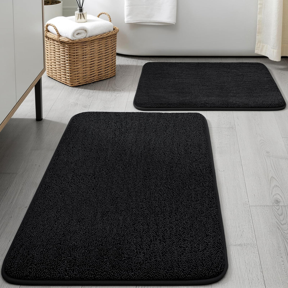 YIHOUSE memory foam bath rug 2pc set, front view, plush cushioning for comfort
