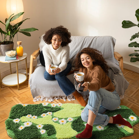 YIKUSH non-slip bottom keeps footing secure on wet floors.