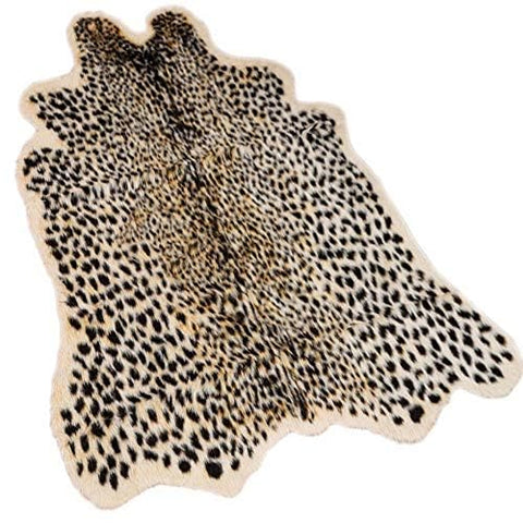 yingda1992 leopard area rug closeup shows silky texture and bold cheetah print.