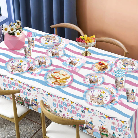 Yingoto cat tablecloth and centerpieces create a cohesive tablescape